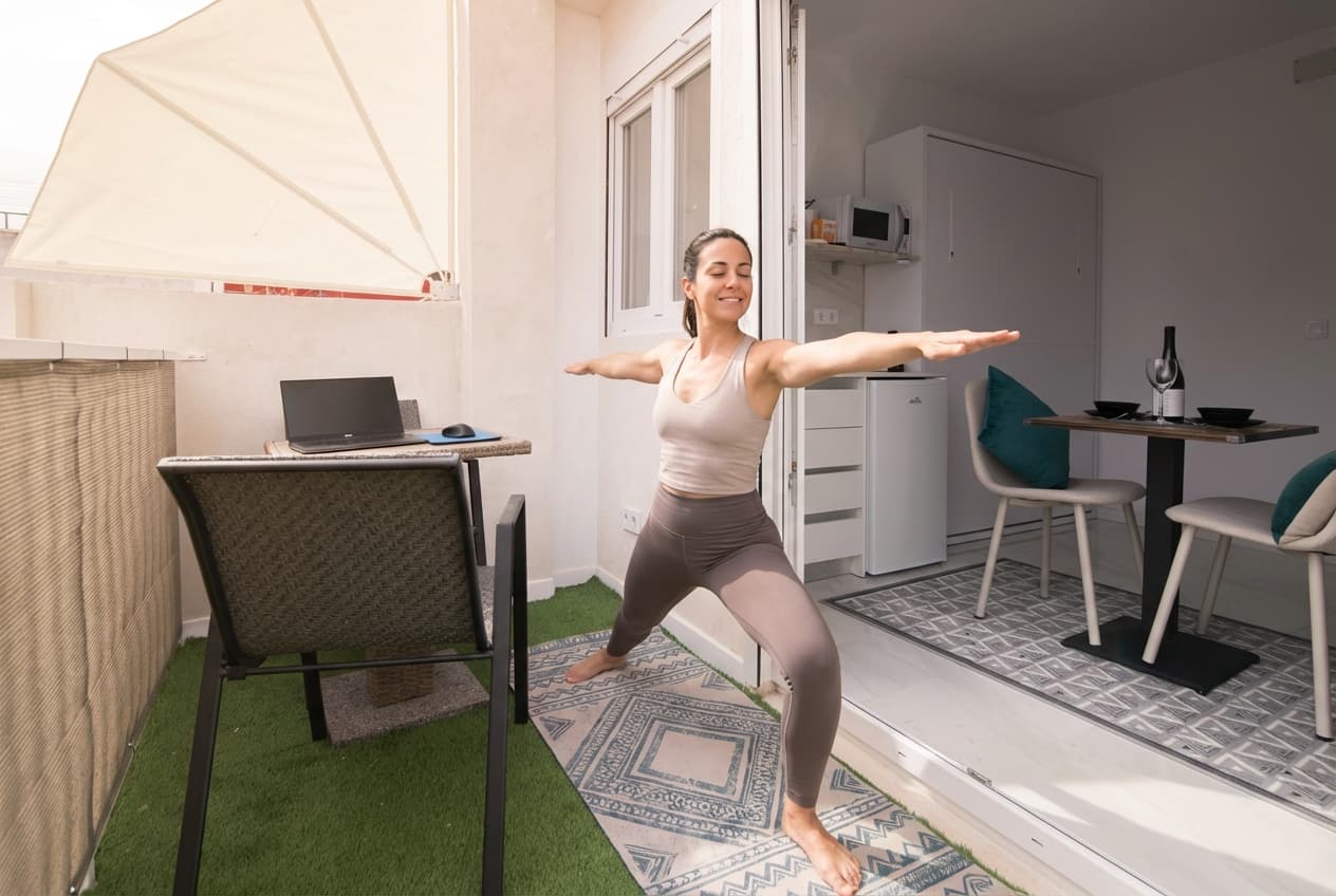 Mini-Loft with Private Balcony